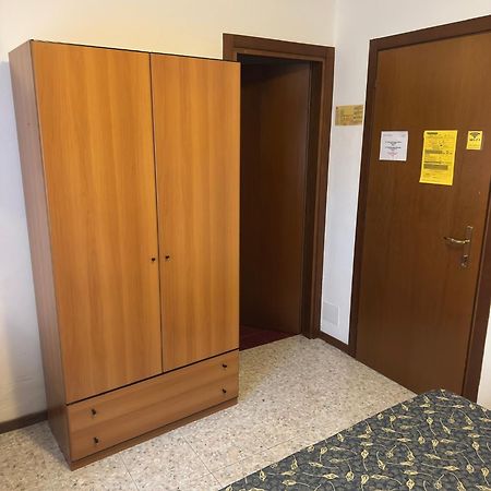 Hotel Benacus Бардолино Екстериор снимка