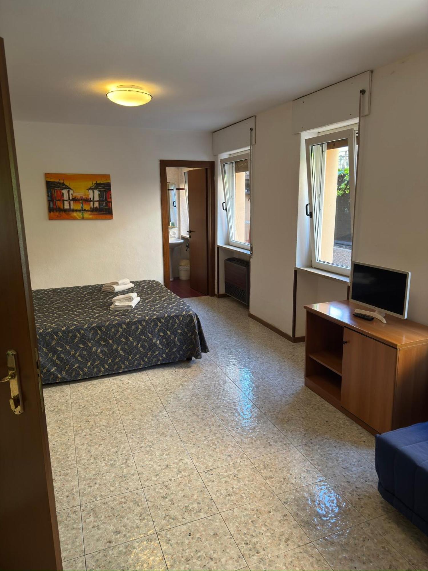 Hotel Benacus Бардолино Екстериор снимка