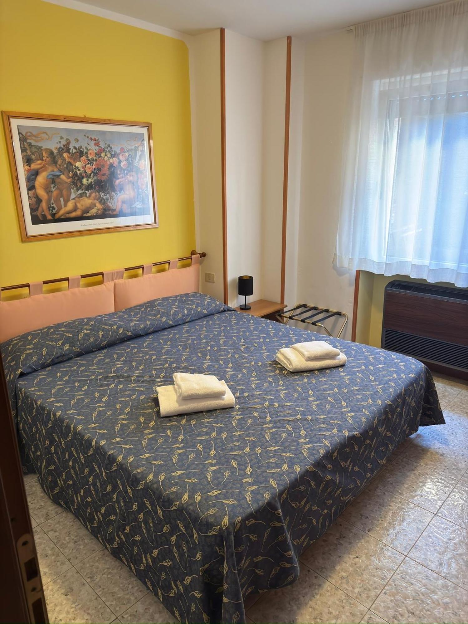 Hotel Benacus Бардолино Екстериор снимка