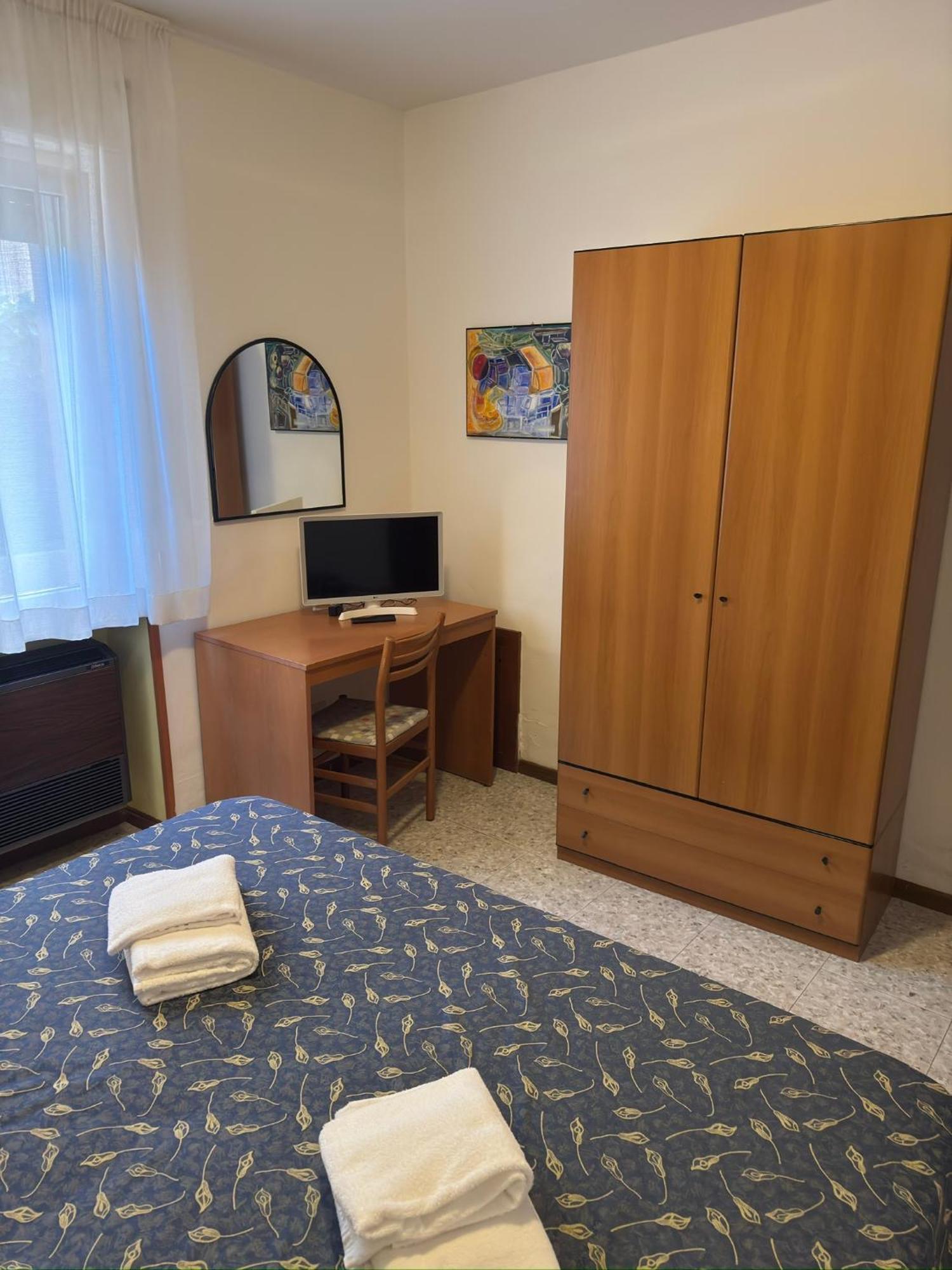 Hotel Benacus Бардолино Екстериор снимка