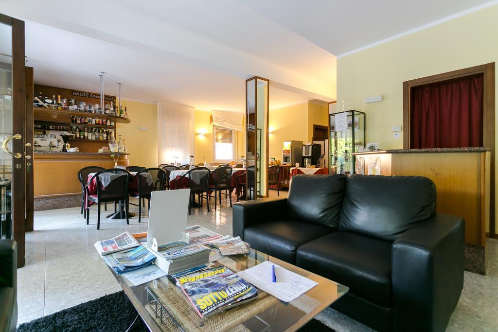Hotel Benacus Бардолино Екстериор снимка